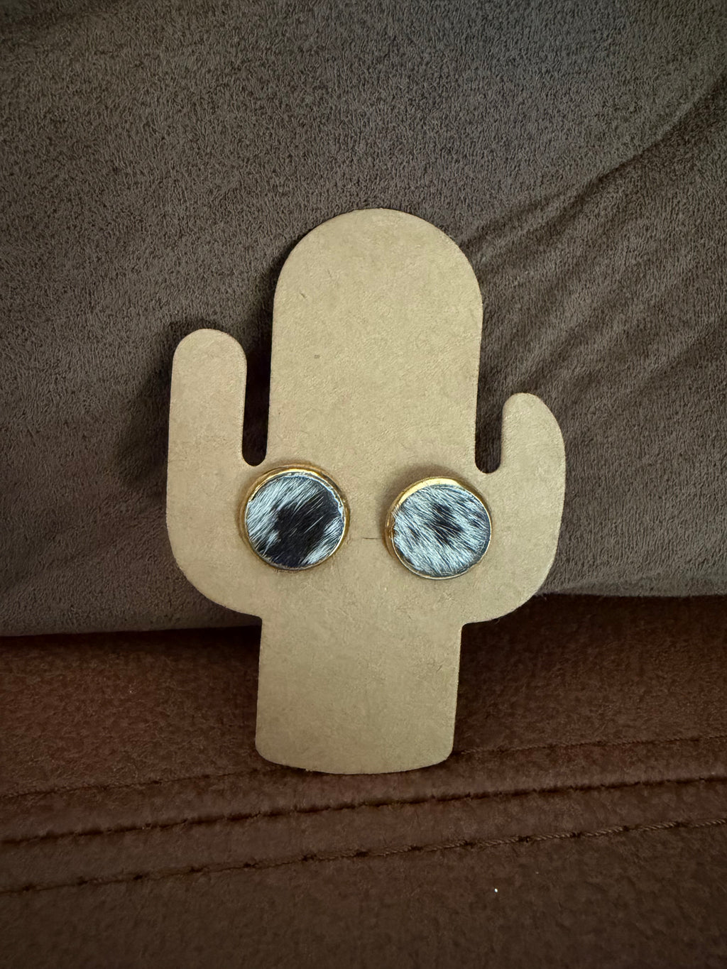 Cowhide Studs - Authentic Outback Leather Earrings (set 4)